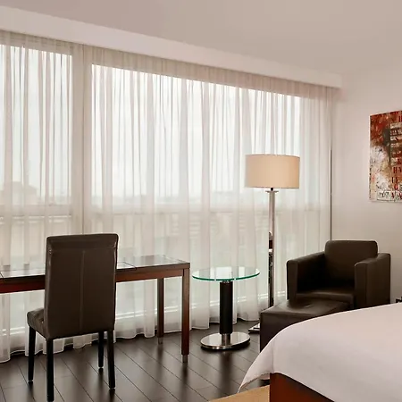 Sheraton & 5* Порту