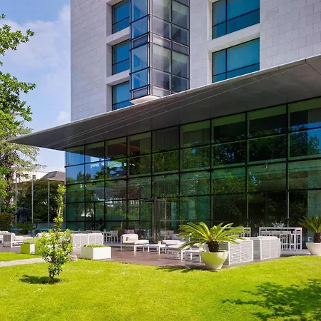 Sheraton & Готель 5*