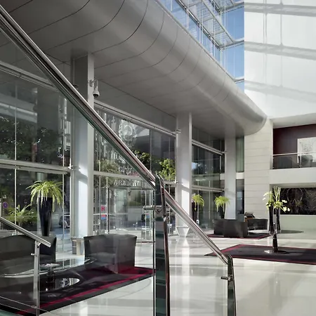 Готель Sheraton & 5*